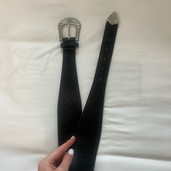 35” silver chunky stretch belt - Picture 4 of 4